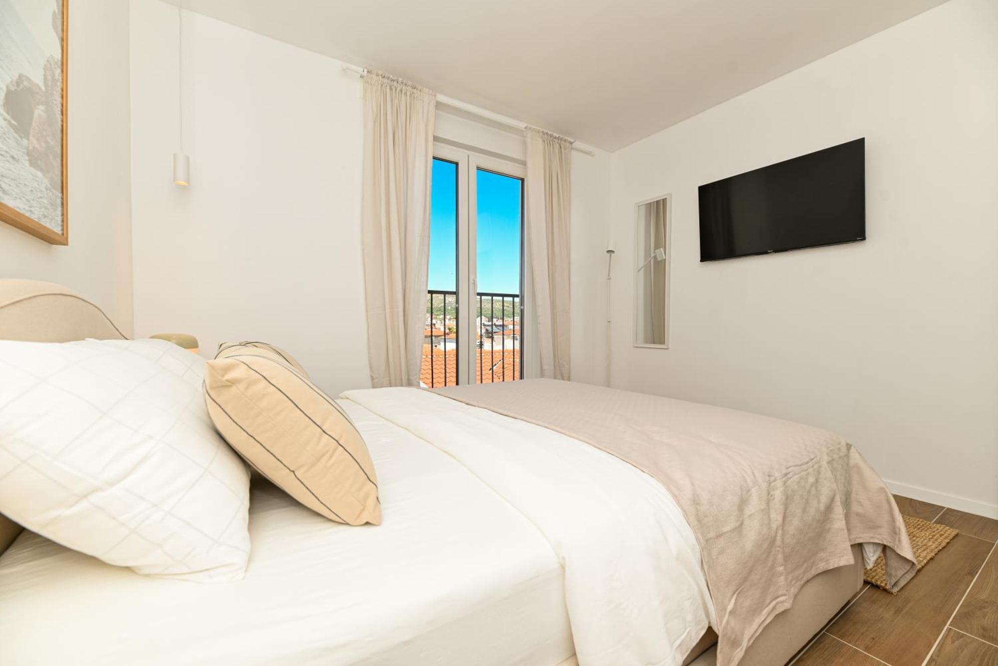 Downtown Apartments Maar トロギール エクステリア 写真