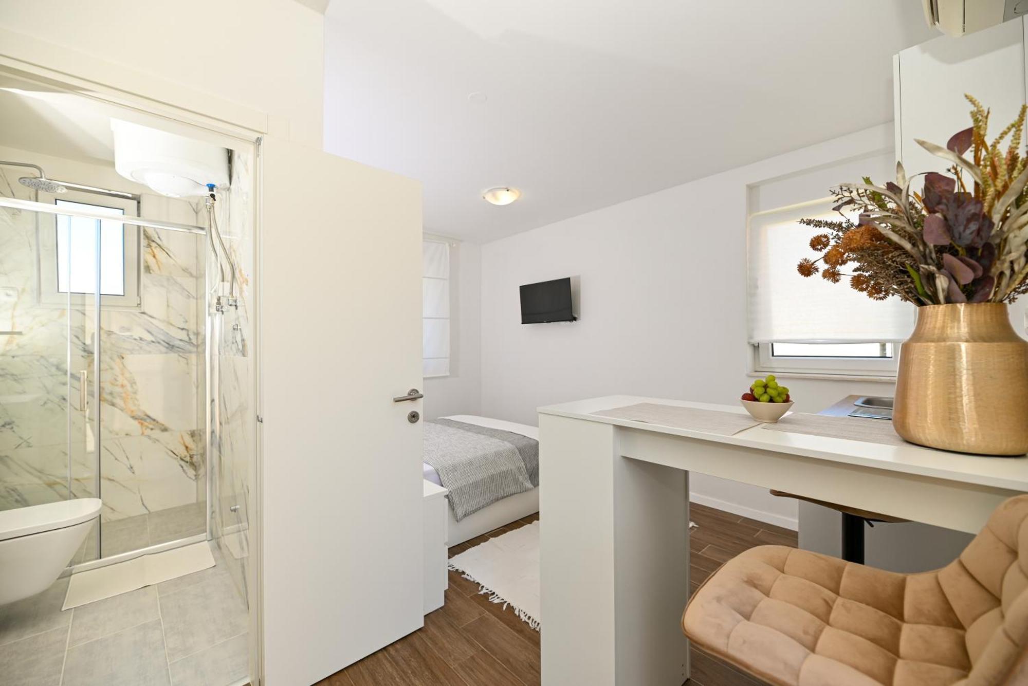 Downtown Apartments Maar トロギール エクステリア 写真